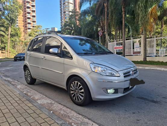 FIAT IDEA 1.6 MPI ESSENCE 16V FLEX 4P AUTOMATIZADO FIAT IDEA 1.6 MPI ESSENCE 16V FLEX 4P AUTOMATIZADO